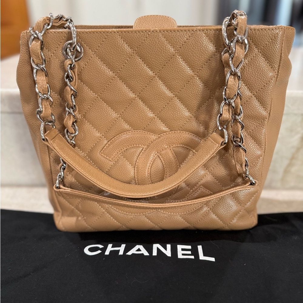 CHANEL Caviar Tan Quilted Leather Shoulder Bag with Iconic Chain Straps